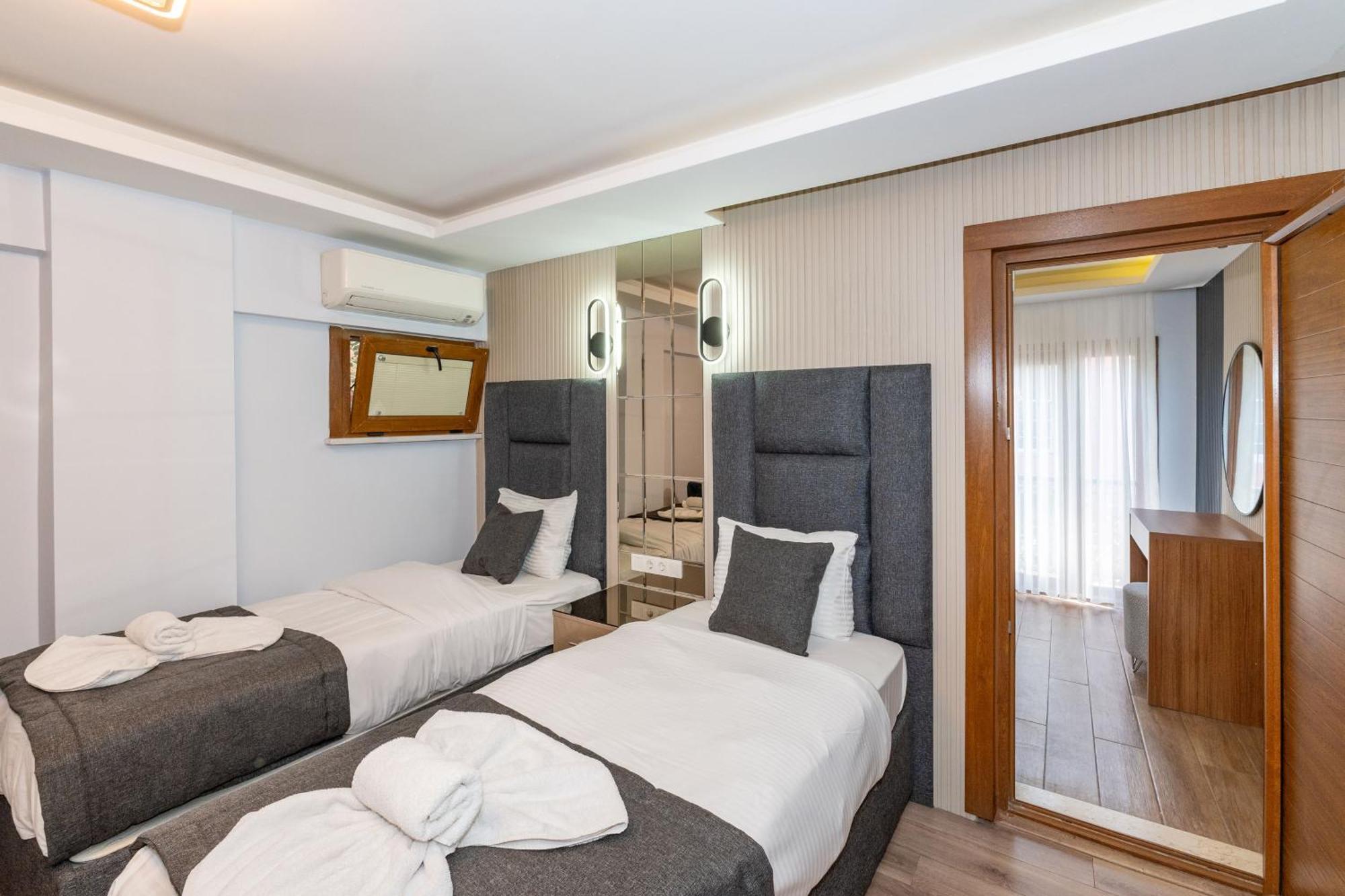 T-Square Residence Istanbul Bagian luar foto